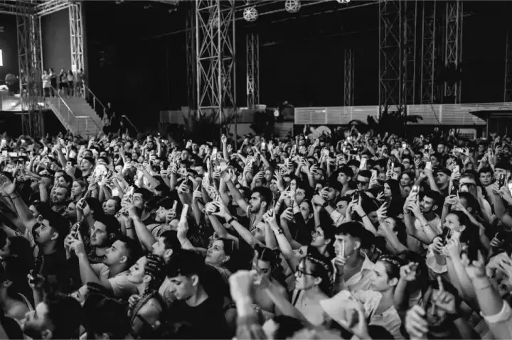 Mega Discoteca Tineretului — moment din galerie 016