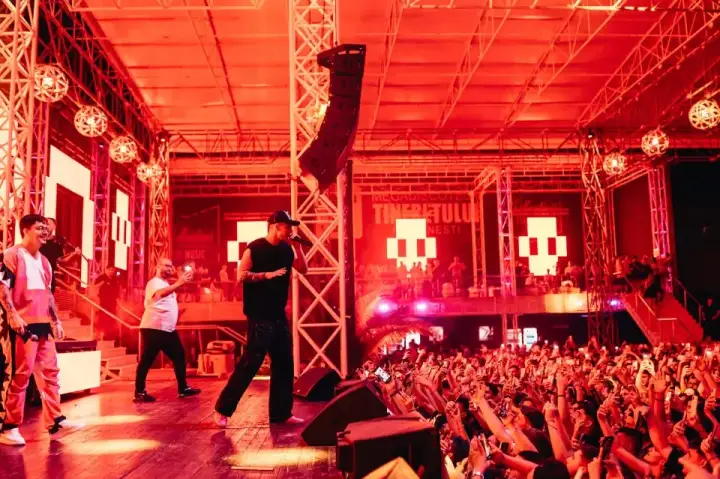 Mega Discoteca Tineretului — moment din galerie 022