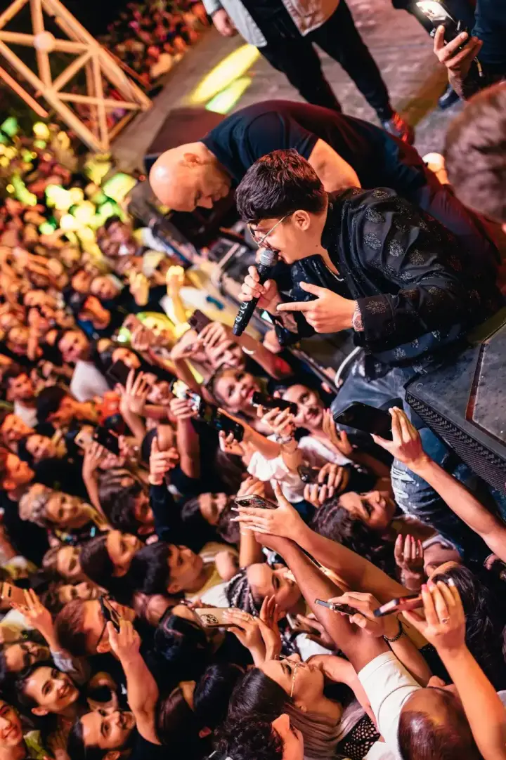 Mega Discoteca Tineretului — moment din galerie 126