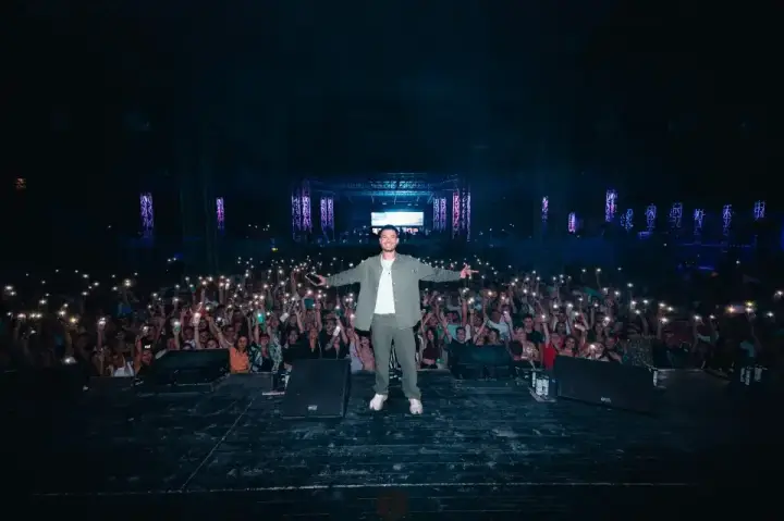 Mega Discoteca Tineretului — moment din galerie 193